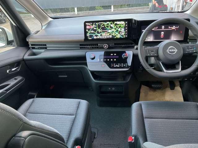 セレナ 2.0 ハイウェイスターV 雹害車 メ-カ-純正ナビTV プロパイロット レーダークルコン レーンアシスト LEDランプ 盗難防止システム ETC装備 カーテンエアバッグ アルミホイール キーフリー メモリ-ナビ ナビTV エアコン ドラレコ ワンセグTV バックカメラ(16枚目)