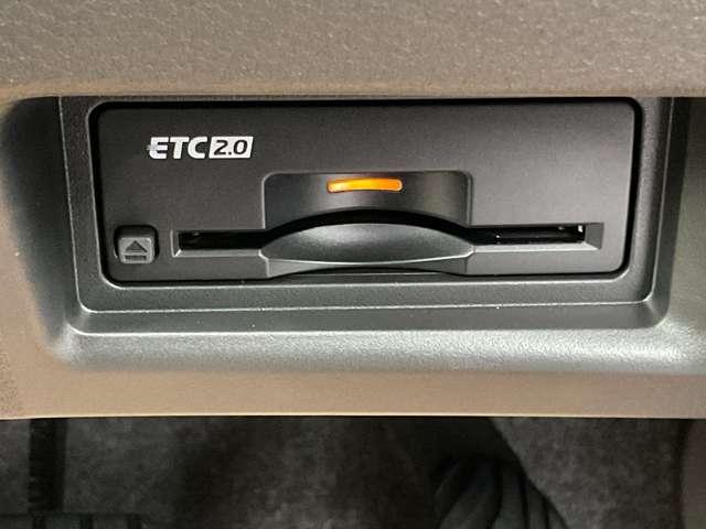 セレナ 2.0 ハイウェイスターV 雹害車 メーカ-純正ナビTV プロパイロット W電動スライド レーダークルコン レーンアシスト 盗難防止システム ETC装備 カーテンエアバッグ アルミホイール キーフリー メモリ-ナビ ナビTV エアコン ドラレコ ワンセグTV バックカメラ(9枚目)