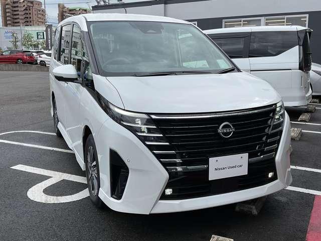 セレナ 2.0 ハイウェイスターV 雹害車 メーカ-純正ナビTV プロパイロット W電動スライド レーダークルコン レーンアシスト 盗難防止システム ETC装備 カーテンエアバッグ アルミホイール キーフリー メモリ-ナビ ナビTV エアコン ドラレコ ワンセグTV バックカメラ(14枚目)