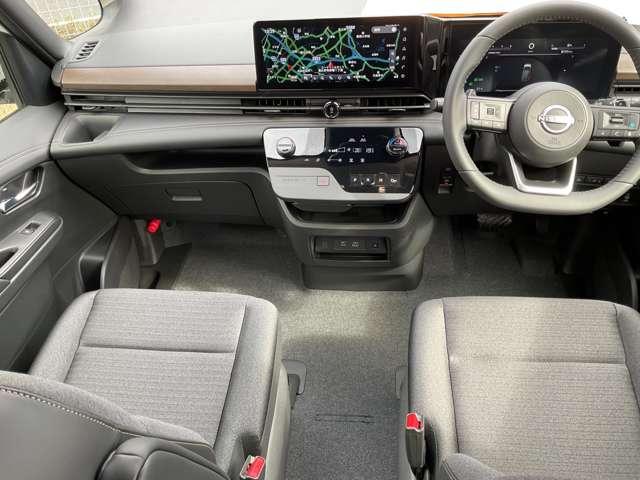 セレナ 2.0 ハイウェイスターV 雹害車 メーカ-純正ナビTV プロパイロット W電動スライド レーダークルコン レーンアシスト 盗難防止システム ETC装備 カーテンエアバッグ アルミホイール キーフリー メモリ-ナビ ナビTV エアコン ドラレコ ワンセグTV バックカメラ(16枚目)