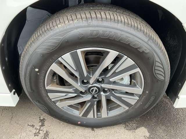 セレナ 1.4 e-POWER ハイウェイスターV 雹害車 アラウンドモニタ- プロパイロット 自動(被害軽減)ブレーキ LDP 追従クルーズ LEDランプ バックモニター 禁煙 アルミホイール 盗難防止システム スマートキー オートエアコン サイドカーテンエアバック サイドカメラ キーレス(15枚目)