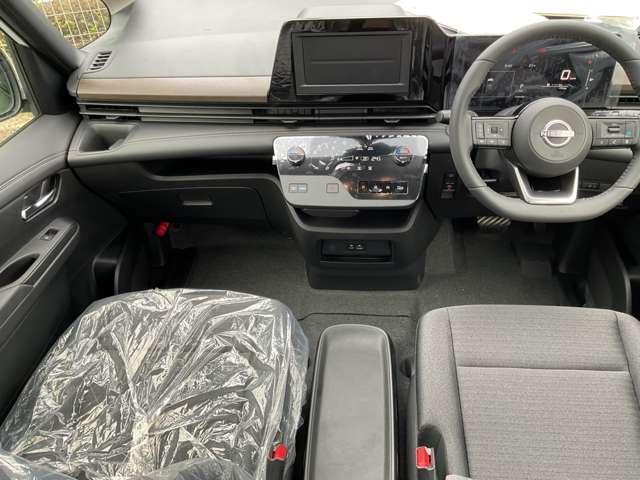 セレナ 1.4 e-POWER ハイウェイスターV 雹害車 アラウンドモニタ- プロパイロット 自動(被害軽減)ブレーキ LDP 追従クルーズ LEDランプ バックモニター 禁煙 アルミホイール 盗難防止システム スマートキー オートエアコン サイドカーテンエアバック サイドカメラ キーレス(17枚目)