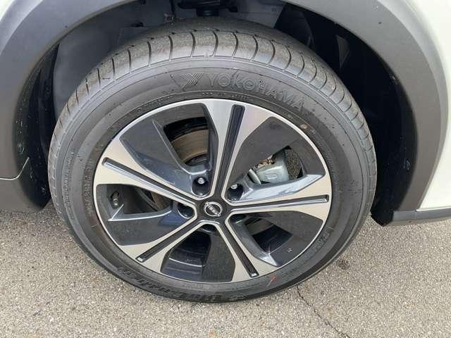 キックス １．２　Ｘ　（ｅ－ＰＯＷＥＲ）　雹害車　アラウウドモニタ－　プロパイロット　レーンキープ　アラウンドモニタ　ＬＥＤ　禁煙車　エマージェンシーブレーキ　スマートキー　アルミホイール　盗難防止システム　バックカメラ　レーダークルーズ　オートエアコン（13枚目）