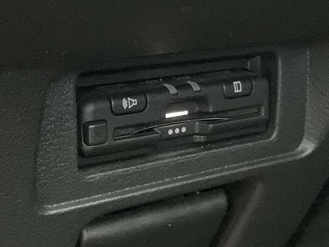 ノート 1.2 S アラウンドモニタ- ETC ドライブレコー 軽減ブレーキ 360°カメラ ワンオーナー LDW バックカメラ サイドカメラ インテリキー ドライブレコーダー ETC オートエアコン サイドエアバッグ パワーウインドウ リモコンキー エアバッグ(9枚目)