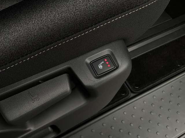 セレナ 1.4 e-4ORCE ハイウェイスターV 4WD メ-カ-純正ナビTV プロパイロット AC10 レーンキープアシスト LED 寒冷地仕様 アラウンドモニター フルオートエアコン ETC 4WD 両側パワースライドドア インテリジェントクルーズ 踏み間違い衝突防止(13枚目)