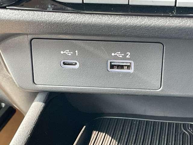 ノート 1.2 AUTECH クロスオーバー メ-カ-純正ナビ プロパイロット アラウン スマートキ 踏み間違い衝突防止アシスト 360°カメラ LDA アダクティブクルーズ 禁煙 LEDヘッドランプ ドライブレコーダー バックカメラ フルオートエアコン アルミホイール メモリーナビ(11枚目)