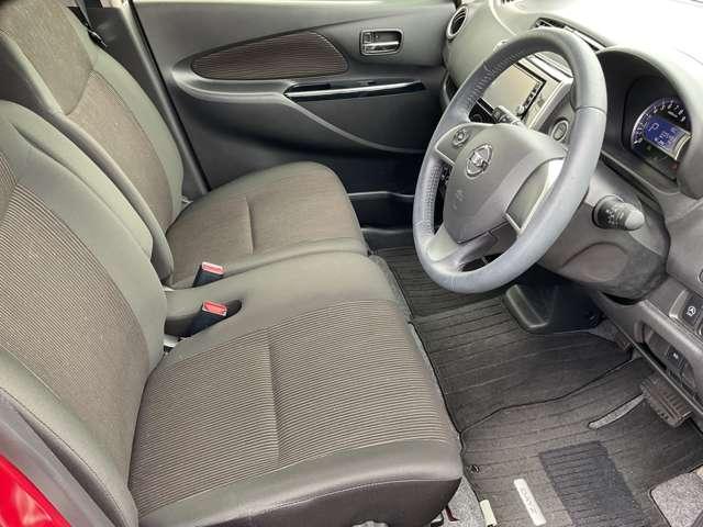 デイズ 660 ハイウェイスターX 純正メモリ-ナビTV アラウンドモニタ- ナビTV付 全席PW ISTOP ダブルエアバッグ PS スマキー Bカメラ AAC 盗難防止システム 禁煙 アルミホイール キーフリーシステム 記録簿 ABS 1セグTV メモリーナビ エアバック(17枚目)