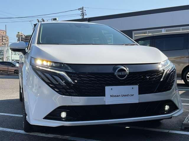 オーラ １．２　Ｇ　雹害車　メ－カ－純正ナビ　プロパイロット　自動（被害軽減）ブレーキ　ＬＥＤ　ＬＫＡ　サイドカメラ　ＥＴＣ　カーテンエアバッグ　イモビライザー　アルミホイール　禁煙　インテリジェントキー　パワーウィンドウ　フルオートエアコン　キーレスエントリー（15枚目）