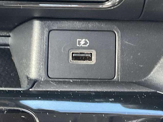 デイズ ６６０　Ｘ　社芸メモリ－ナビＴＶ　バックモニタ－　踏み間違え防止　禁煙　スマートキー　イモビライザー　バックカメラ　１オーナー　ＥＴＣ　レーンキープ　アイドリングストップ　ドライブレコーダー　キーレス　フルオートエアコン　ナビＴＶ　ＷＡＢ　ＰＳ（9枚目）