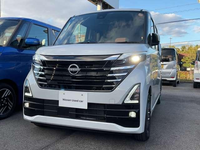 ルークス ６６０　ハイウェイスターＸ　プロパイロット　エディション　雹害車　両側ハンズフリ－オ－トスライドドア　左右パワースライドドア　アイドリング　イモビ　パノラマモニター　助手席エアバッグ　衝突軽減ブレーキ　ＰＷ　禁煙　ＬＥＤヘッドライト　ＬＤＷ　スマートキー　バックカメラ　ＰＳ　ＡＡＣ　アルミホイール（15枚目）