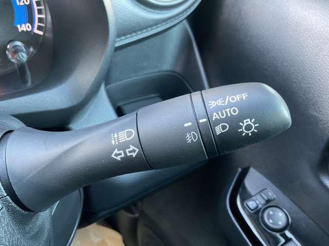 デイズ 660 ハイウェイスターX 雹害車 アラウンドモニタ- LEDヘッドライト ブレーキサポート 禁煙 全周囲カメラ LED イモビライザー インテリジェントキー レーンキープ バックカメラ アイドリングストップ オートエアコン デュアルエアバッグ アルミホイール キーレス(8枚目)