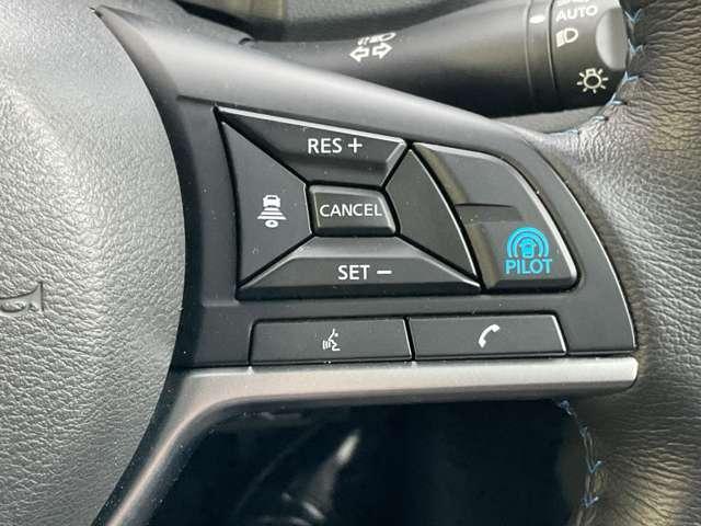 リーフ Ｘ　Ｖセレクション　メ－カ－純正ナビＴＶ　プロパロット　寒冷地仕様　レーダークルコン　３６０°カメラ　踏み間違い防止装置　セキュリティ　ドライブレコーダー　禁煙　１オーナー　ＥＴＣ　インテリキー　レーンキープアシスト　サイドエアバッグ　パワーウィンドウ　ＡＢＳ　ＡＷ（10枚目）