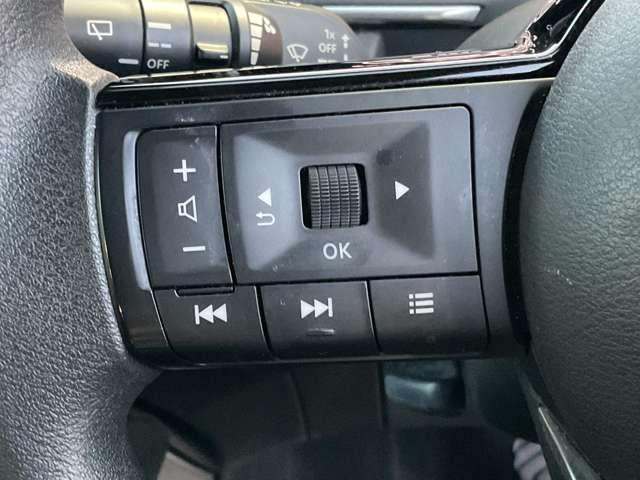 ノート １．２　Ｓ　純正大画面ナビＴＶ　アラウンドモニタ－　アダ　軽減ブレーキ　３６０°カメラ　ワンオーナー　禁煙　ＬＤＷ　バックカメラ　サイドカメラ　インテリキー　イモビライザー　ＬＥＤヘッド　メモリーナビ　ドライブレコーダー　ナビＴＶ付き　ワンセグＴＶ付き（13枚目）