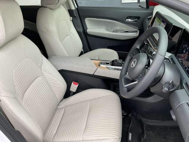 オーラ 1.2 G FOUR レザーエディション 4WD メ-カ-純正ナビ プロパイロット 寒冷地仕様 ワンオ-ナ-車 LKA レザーシート 追従クルコン 禁煙 LEDライト バックモニター ドライブレコーダー インテリキー 寒冷地仕様 4WD ETC アルミ 記録簿 サイドカメラ 盗難警報器 ナビTV(17枚目)