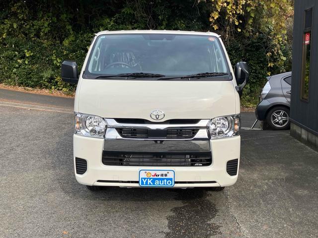 ハイエースバン DX GLパッケージ 4WD クリアランスソナー レーンアシスト 衝突被害軽減システム 両側スライドドア オートマチックハイビーム オートライト キーレスエントリー 電動格納ミラー AT 100V電源 ESC エアコン(3枚目)