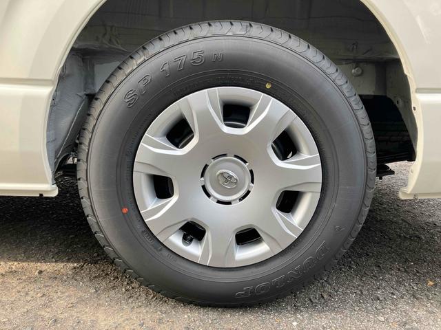 ハイエースバン DX GLパッケージ 4WD クリアランスソナー レーンアシスト 衝突被害軽減システム 両側スライドドア オートマチックハイビーム オートライト キーレスエントリー 電動格納ミラー AT 100V電源 ESC エアコン(12枚目)