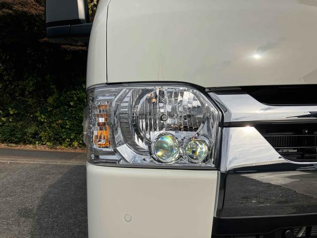 ハイエースバン DX GLパッケージ 4WD クリアランスソナー レーンアシスト 衝突被害軽減システム 両側スライドドア オートマチックハイビーム オートライト キーレスエントリー 電動格納ミラー AT 100V電源 ESC エアコン(13枚目)