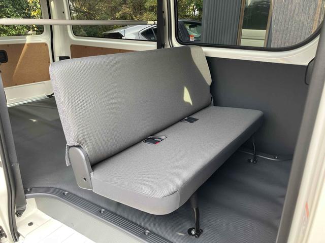 ハイエースバン DX GLパッケージ 4WD クリアランスソナー レーンアシスト 衝突被害軽減システム 両側スライドドア オートマチックハイビーム オートライト キーレスエントリー 電動格納ミラー AT 100V電源 ESC エアコン(40枚目)