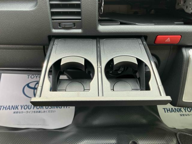 ハイエースバン DX GLパッケージ 4WD クリアランスソナー レーンアシスト 衝突被害軽減システム 両側スライドドア オートマチックハイビーム オートライト キーレスエントリー 電動格納ミラー AT 100V電源 ESC エアコン(50枚目)