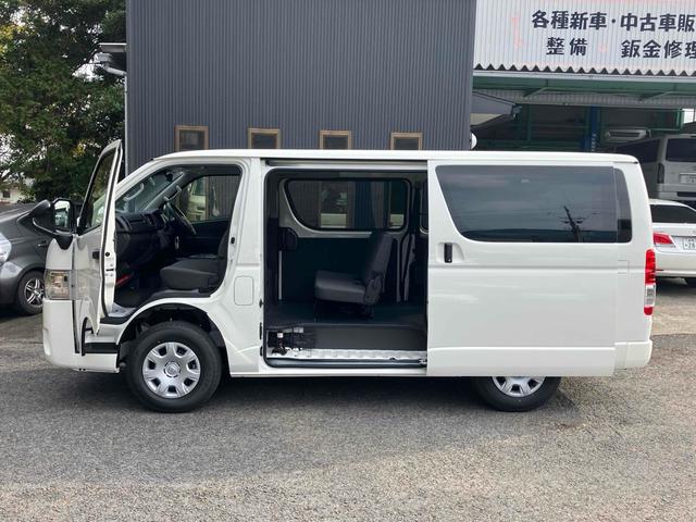 ハイエースバン DX GLパッケージ 4WD クリアランスソナー レーンアシスト 衝突被害軽減システム 両側スライドドア オートマチックハイビーム オートライト キーレスエントリー 電動格納ミラー AT 100V電源 ESC エアコン(63枚目)