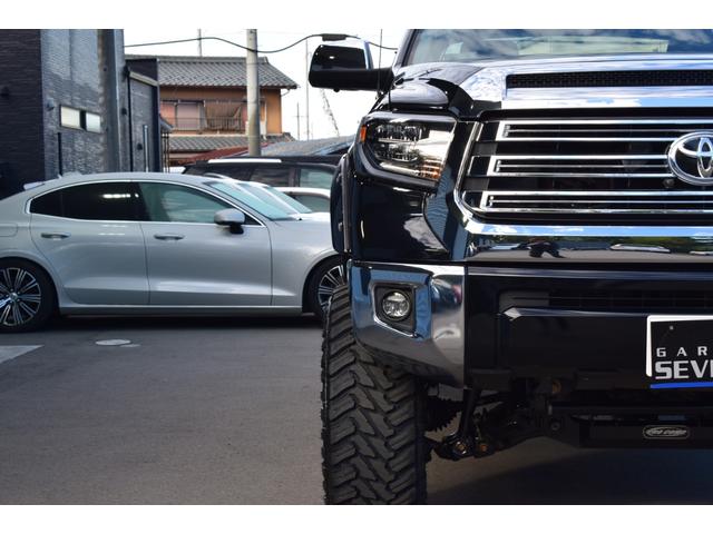 タンドラ クルーマックス SR5 新車並行車/4WD/プロコンプリフトアップ/新品20インチタイヤホイール/新品LEDヘッドライト/新品1794EDLOOKメッキグリル/新品コンビハンドル/フルセグ地デジナビ/バイパーセキュリティー(5枚目)