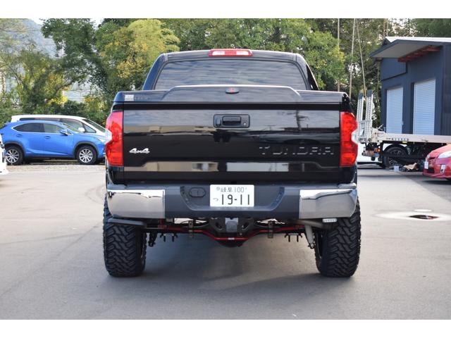 タンドラ クルーマックス SR5 新車並行車/4WD/プロコンプリフトアップ/新品20インチタイヤホイール/新品LEDヘッドライト/新品1794EDLOOKメッキグリル/新品コンビハンドル/フルセグ地デジナビ/バイパーセキュリティー(9枚目)