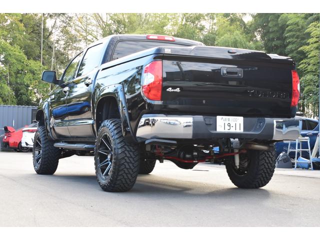 タンドラ クルーマックス SR5 新車並行車/4WD/プロコンプリフトアップ/新品20インチタイヤホイール/新品LEDヘッドライト/新品1794EDLOOKメッキグリル/新品コンビハンドル/フルセグ地デジナビ/バイパーセキュリティー(10枚目)