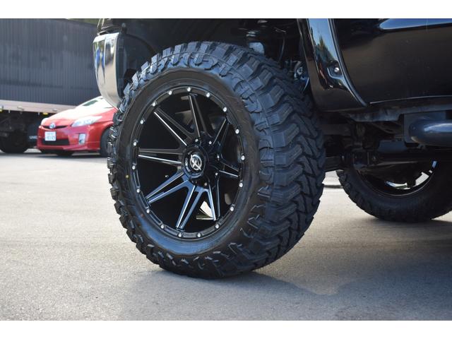 タンドラ クルーマックス SR5 新車並行車/4WD/プロコンプリフトアップ/新品20インチタイヤホイール/新品LEDヘッドライト/新品1794EDLOOKメッキグリル/新品コンビハンドル/フルセグ地デジナビ/バイパーセキュリティー(12枚目)