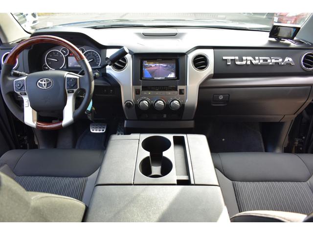 タンドラ クルーマックス SR5 新車並行車/4WD/プロコンプリフトアップ/新品20インチタイヤホイール/新品LEDヘッドライト/新品1794EDLOOKメッキグリル/新品コンビハンドル/フルセグ地デジナビ/バイパーセキュリティー(29枚目)