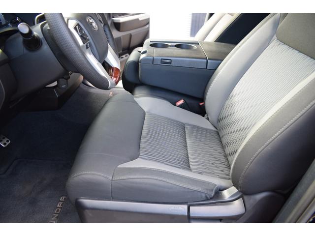 タンドラ クルーマックス SR5 新車並行車/4WD/プロコンプリフトアップ/新品20インチタイヤホイール/新品LEDヘッドライト/新品1794EDLOOKメッキグリル/新品コンビハンドル/フルセグ地デジナビ/バイパーセキュリティー(37枚目)