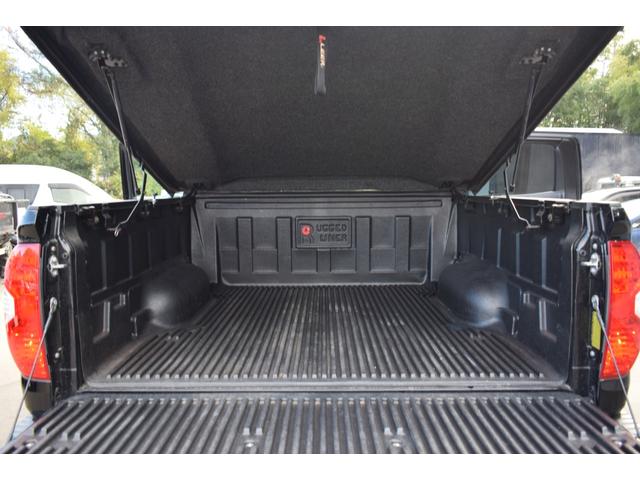 タンドラ クルーマックス SR5 新車並行車/4WD/プロコンプリフトアップ/新品20インチタイヤホイール/新品LEDヘッドライト/新品1794EDLOOKメッキグリル/新品コンビハンドル/フルセグ地デジナビ/バイパーセキュリティー(46枚目)