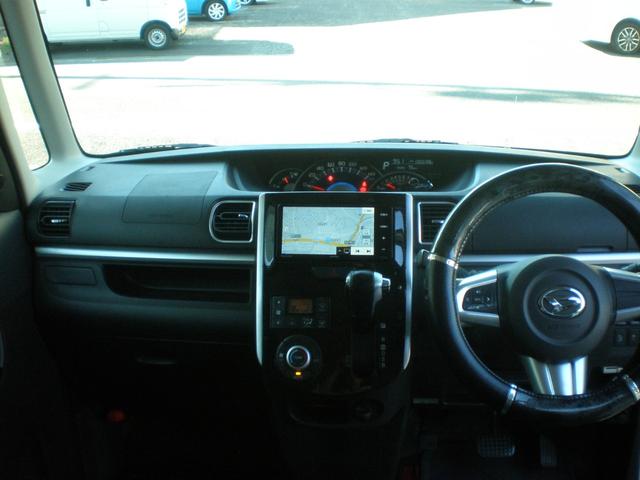 タント カスタムＲＳ　トップエディションＳＡＩＩ　ターボ・ナビ・ＥＴＣ・バックカメラ・ローダウン・１７インチアルミホイール・ウインドウフィルム・両側パワースライドドア（11枚目）