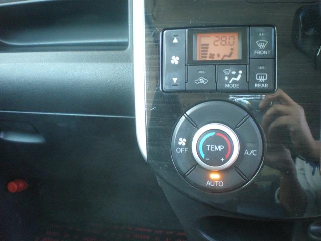 タント カスタムＲＳ　トップエディションＳＡＩＩ　ターボ・ナビ・ＥＴＣ・バックカメラ・ローダウン・１７インチアルミホイール・ウインドウフィルム・両側パワースライドドア（18枚目）