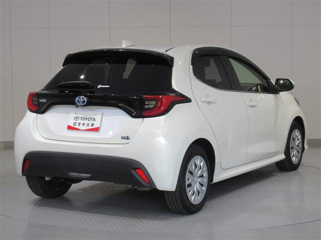 ヤリス ハイブリッドZ フルセグ メモリーナビ DVD再生 ミュージックプレイヤー接続可 バックカメラ 衝突被害軽減システム ETC ドラレコ LEDヘッドランプ ワンオーナー(3枚目)