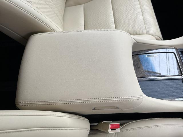 アルファード 3.5エグゼクティブラウンジS 法人1オーナー 最終モデル メーカー保証付 禁煙車 Wサンルーフ モデリスタエアロ&20インチAW TRD4本出マフラー ローダウン リアスモークフィルム TVキャンセラー パノラミックビューモニター(21枚目)