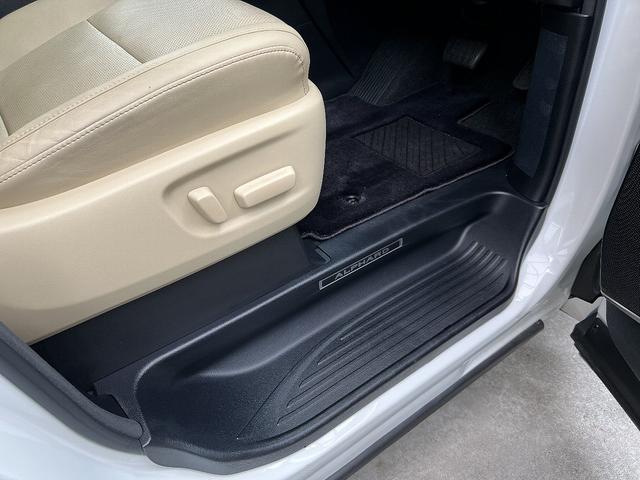 アルファード 3.5エグゼクティブラウンジS 法人1オーナー 最終モデル メーカー保証付 禁煙車 Wサンルーフ モデリスタエアロ&20インチAW TRD4本出マフラー ローダウン リアスモークフィルム TVキャンセラー パノラミックビューモニター(47枚目)