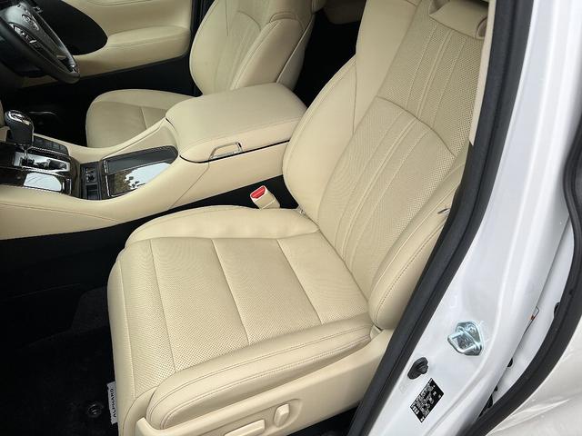 アルファード 3.5エグゼクティブラウンジS 法人1オーナー 最終モデル メーカー保証付 禁煙車 Wサンルーフ モデリスタエアロ&20インチAW TRD4本出マフラー ローダウン リアスモークフィルム TVキャンセラー パノラミックビューモニター(50枚目)