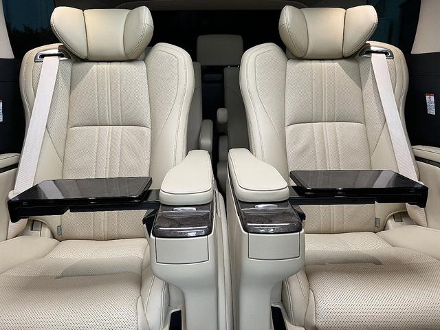 アルファード 3.5エグゼクティブラウンジS 法人1オーナー 最終モデル メーカー保証付 禁煙車 Wサンルーフ モデリスタエアロ&20インチAW TRD4本出マフラー ローダウン リアスモークフィルム TVキャンセラー パノラミックビューモニター(55枚目)