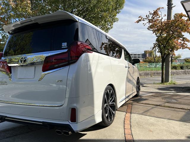 アルファード 3.5エグゼクティブラウンジS 法人1オーナー 最終モデル メーカー保証付 禁煙車 Wサンルーフ モデリスタエアロ&20インチAW TRD4本出マフラー ローダウン リアスモークフィルム TVキャンセラー パノラミックビューモニター(58枚目)
