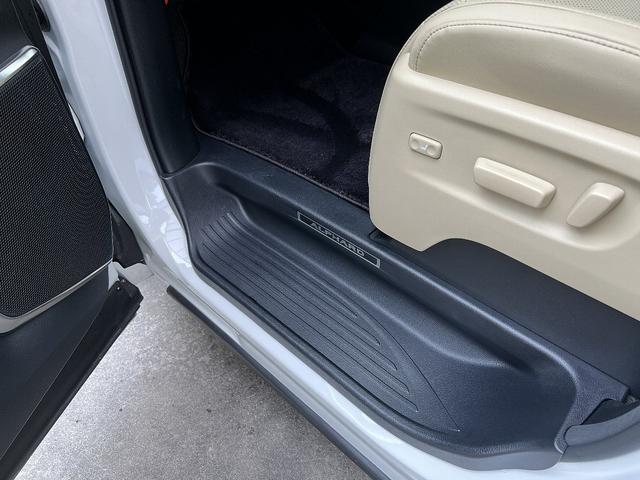 アルファード 3.5エグゼクティブラウンジS 法人1オーナー 最終モデル メーカー保証付 禁煙車 Wサンルーフ モデリスタエアロ&20インチAW TRD4本出マフラー ローダウン リアスモークフィルム TVキャンセラー パノラミックビューモニター(59枚目)