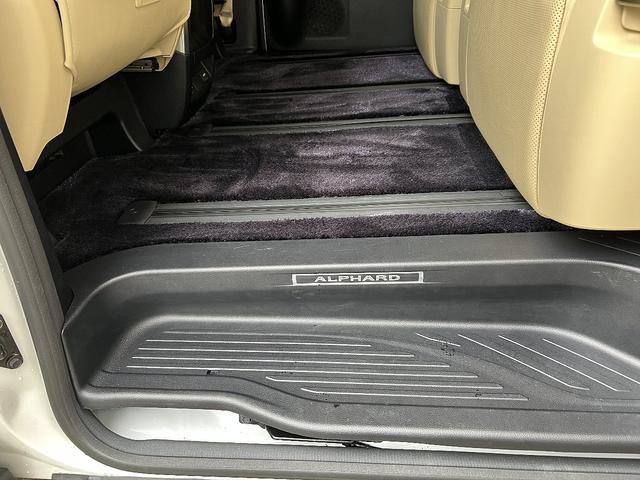 アルファード 3.5エグゼクティブラウンジS 法人1オーナー 最終モデル メーカー保証付 禁煙車 Wサンルーフ モデリスタエアロ&20インチAW TRD4本出マフラー ローダウン リアスモークフィルム TVキャンセラー パノラミックビューモニター(66枚目)