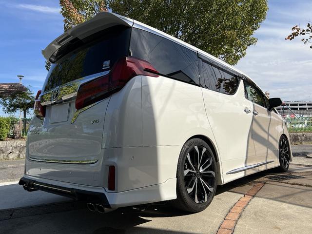 アルファード 3.5エグゼクティブラウンジS 法人1オーナー 最終モデル メーカー保証付 禁煙車 Wサンルーフ モデリスタエアロ&20インチAW TRD4本出マフラー ローダウン リアスモークフィルム TVキャンセラー パノラミックビューモニター(67枚目)