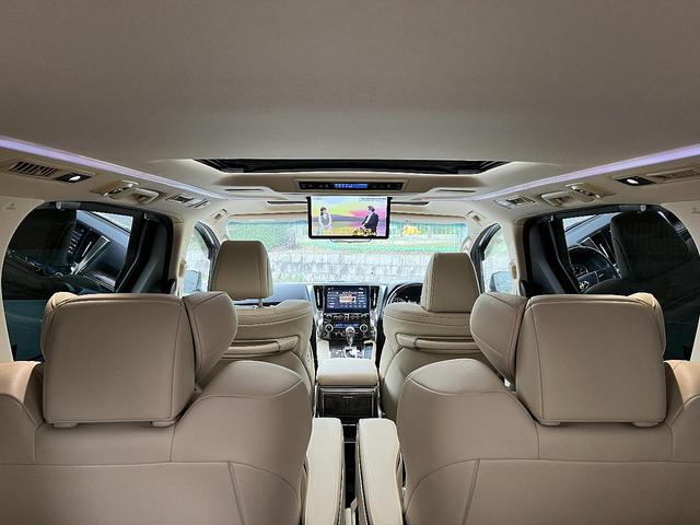 アルファード 3.5エグゼクティブラウンジS 法人1オーナー 最終モデル メーカー保証付 禁煙車 Wサンルーフ モデリスタエアロ&20インチAW TRD4本出マフラー ローダウン リアスモークフィルム TVキャンセラー パノラミックビューモニター(71枚目)