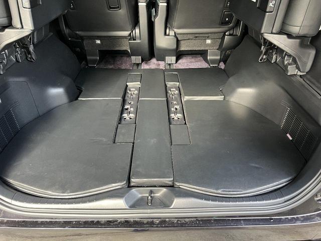 アルファード 3.5エグゼクティブラウンジS Wサンルーフ 黒革 禁煙車 LEDデイライト付TRDフルエアロ ローダウン レクサスRX20インチAW 内装アルカンターラ加工 メッキ部ブラックアウト ドライブレコーダー機能付デジタルインナーミラー(48枚目)