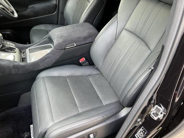 アルファード 3.5エグゼクティブラウンジS Wサンルーフ 黒革 禁煙車 LEDデイライト付TRDフルエアロ ローダウン レクサスRX20インチAW 内装アルカンターラ加工 メッキ部ブラックアウト ドライブレコーダー機能付デジタルインナーミラー(55枚目)