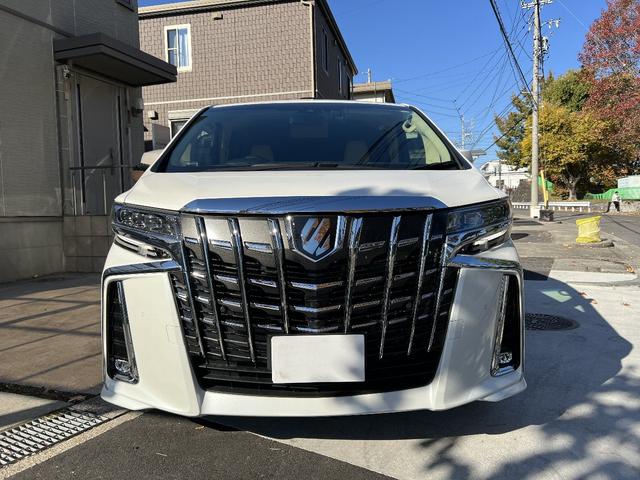 アルファード ３．５エグゼクティブラウンジＳ　最終モデル　メーカー保証付　禁煙車　Ｗサンルーフ　スペアタイヤ　前後ドライブレコーダー　ＩＧＬＡオーサアラーム　助手席ヘッドレスト可動式　改良後１０．５インチナビ　ＪＢＬ　パノラミックビューモニター（5枚目）