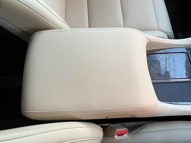 アルファード ３．５エグゼクティブラウンジＳ　最終モデル　メーカー保証付　禁煙車　Ｗサンルーフ　スペアタイヤ　前後ドライブレコーダー　ＩＧＬＡオーサアラーム　助手席ヘッドレスト可動式　改良後１０．５インチナビ　ＪＢＬ　パノラミックビューモニター（28枚目）