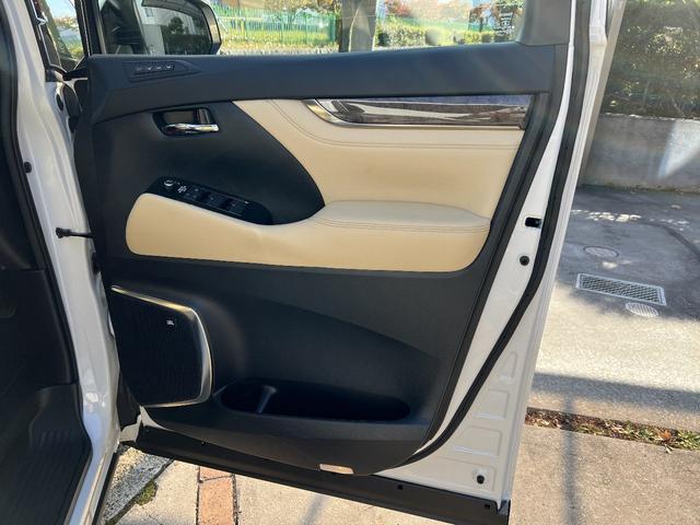 アルファード ３．５エグゼクティブラウンジＳ　最終モデル　メーカー保証付　禁煙車　Ｗサンルーフ　スペアタイヤ　前後ドライブレコーダー　ＩＧＬＡオーサアラーム　助手席ヘッドレスト可動式　改良後１０．５インチナビ　ＪＢＬ　パノラミックビューモニター（44枚目）