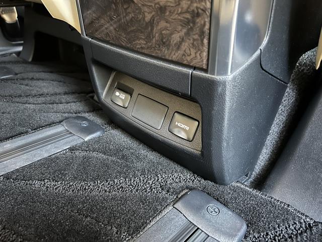 アルファード ３．５エグゼクティブラウンジＳ　最終モデル　メーカー保証付　禁煙車　Ｗサンルーフ　スペアタイヤ　前後ドライブレコーダー　ＩＧＬＡオーサアラーム　助手席ヘッドレスト可動式　改良後１０．５インチナビ　ＪＢＬ　パノラミックビューモニター（48枚目）