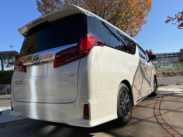 アルファード ３．５エグゼクティブラウンジＳ　最終モデル　メーカー保証付　禁煙車　Ｗサンルーフ　スペアタイヤ　前後ドライブレコーダー　ＩＧＬＡオーサアラーム　助手席ヘッドレスト可動式　改良後１０．５インチナビ　ＪＢＬ　パノラミックビューモニター（66枚目）
